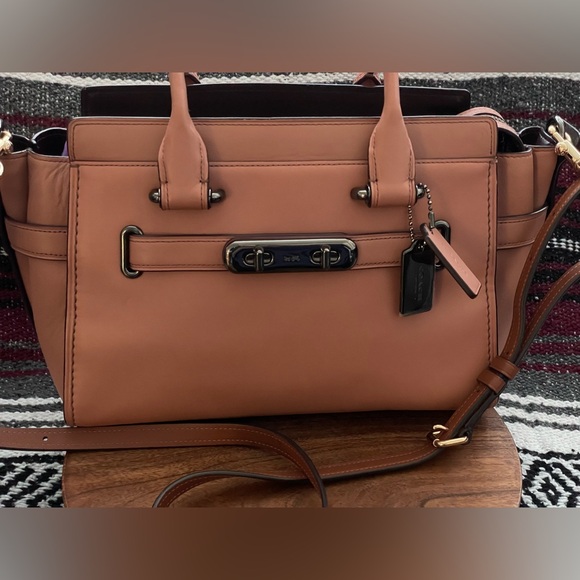 COACH Dusty Rose Glovetanned Leather Swagger 27 Bag & Wallet Set - Picture 2 of 16